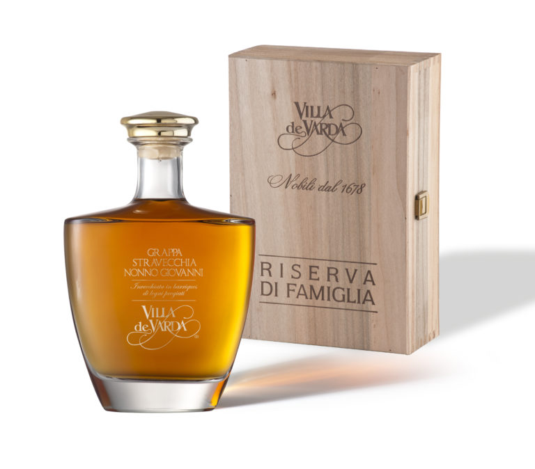 GRAPPA STRAVECCHIA NONNO GIOVANNI 40° 70 cl.-Coffret Villa de Varda